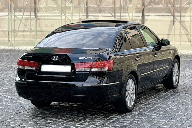 Hyundai Sonata-6