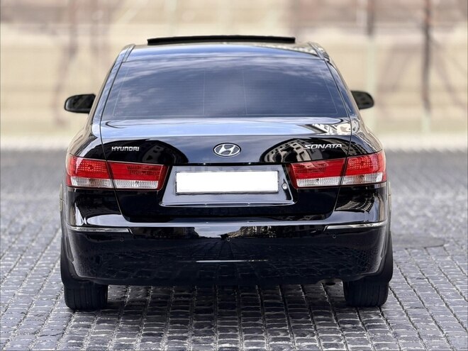 Hyundai Sonata-8