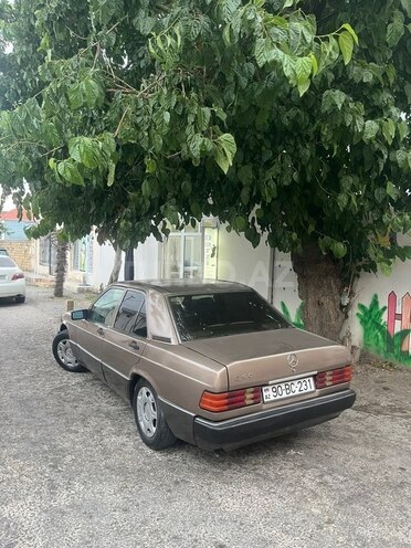 Mercedes 190-6