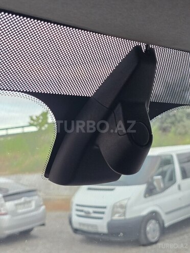 Ford Transit-13