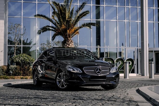 Mercedes E 220 4MATIC-8