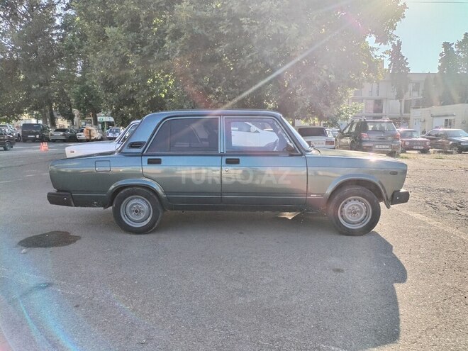 LADA (VAZ) 2107-5