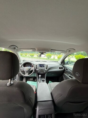 Chevrolet Equinox-12