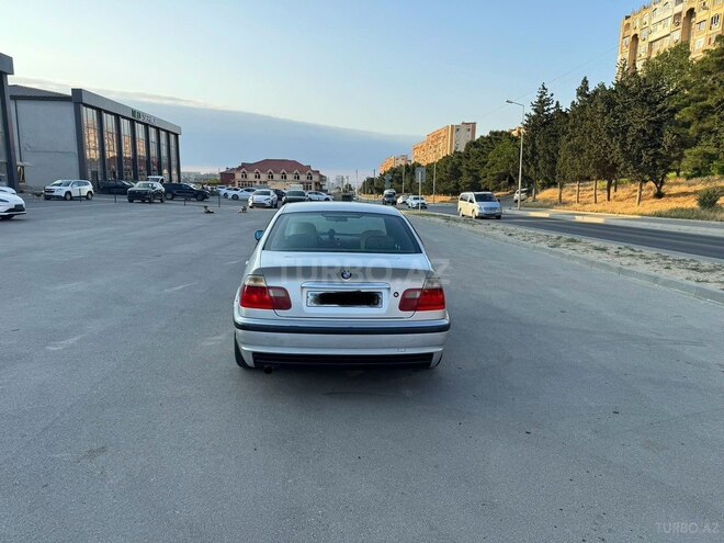 BMW 318-2