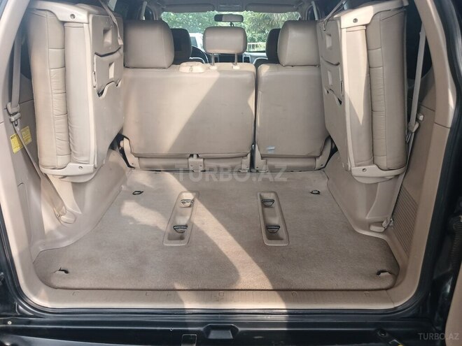 Toyota Land Cruiser Prado-12