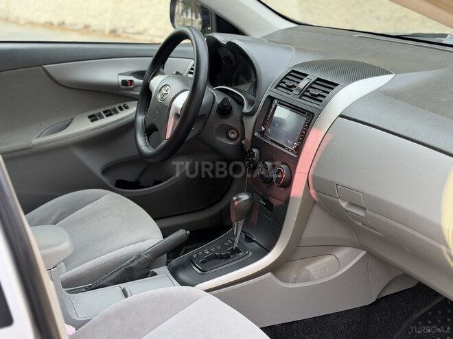 Toyota Corolla-9