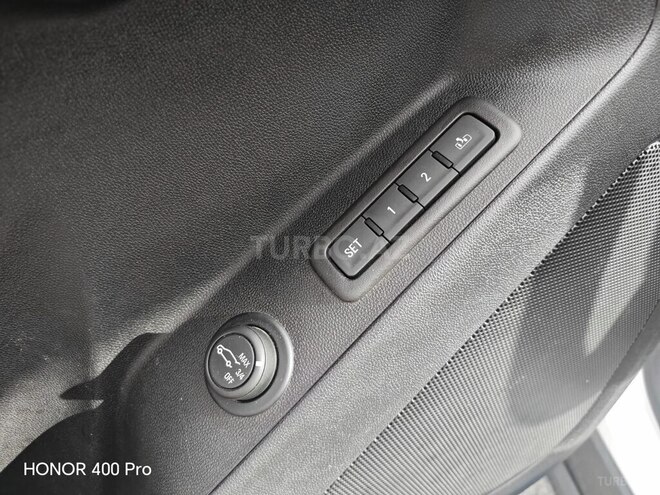 Chevrolet Equinox-10