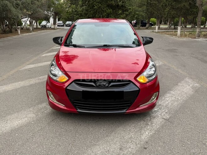 Hyundai Accent-2