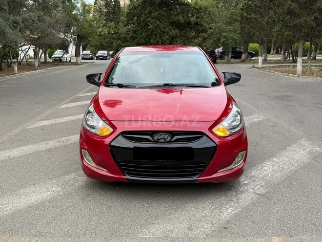Hyundai Accent-1