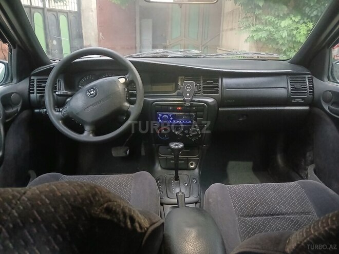 Opel Vectra-5