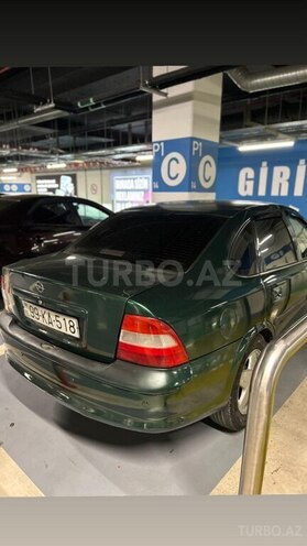 Opel Vectra-3