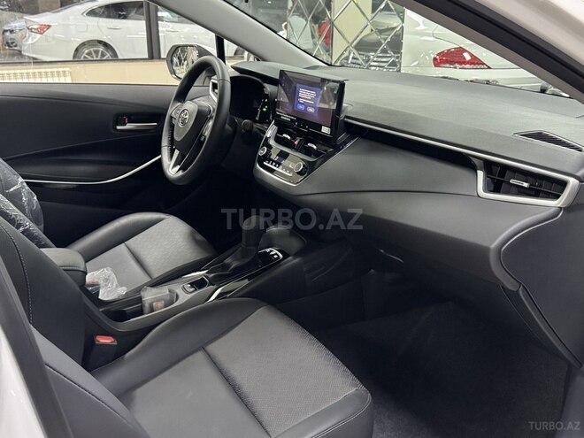 Toyota Corolla-12