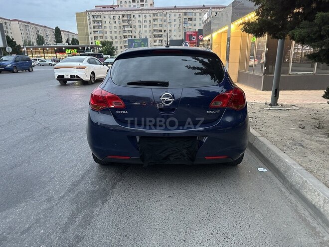 Opel Astra-2
