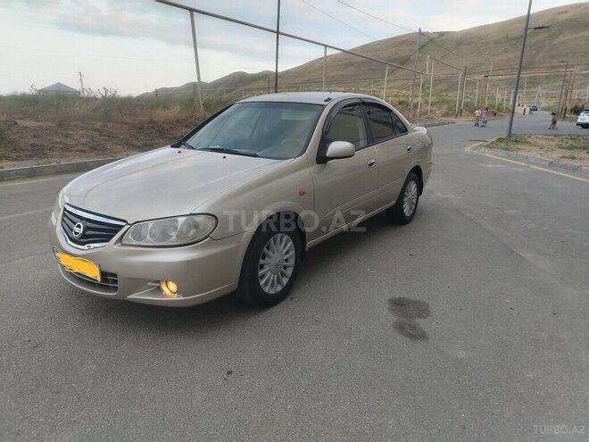 Nissan Sunny-2