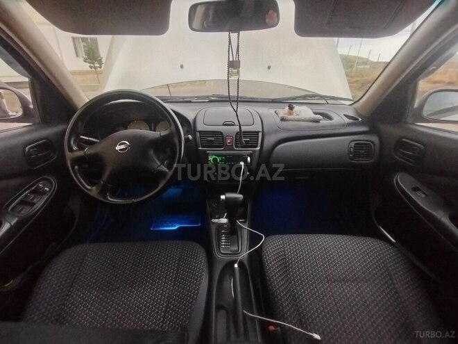 Nissan Sunny-9
