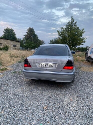 Mercedes C 240-2