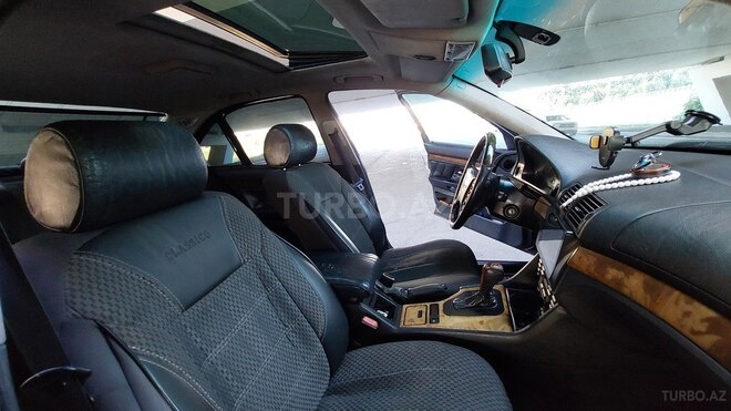 BMW 523-9