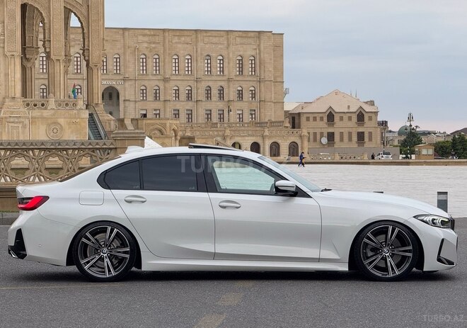 BMW 330-7