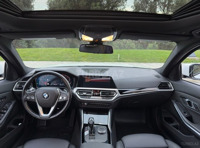 BMW 330-9