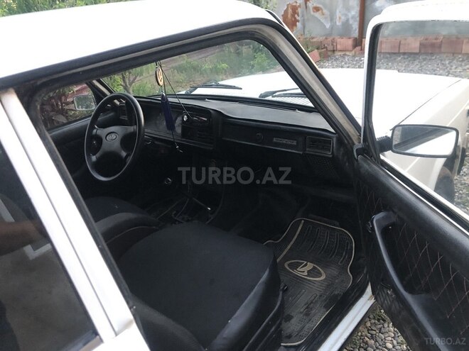 LADA (VAZ) 2107-13