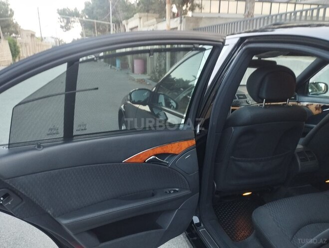 Mercedes E 200-8