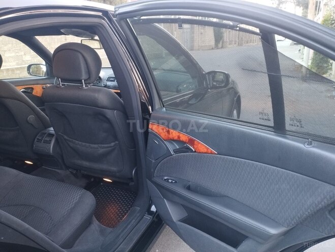 Mercedes E 200-9