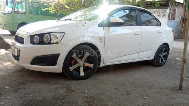 Chevrolet Aveo-7