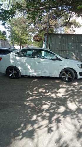Chevrolet Aveo-4