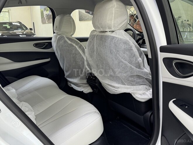 BYD Qin Plus-13
