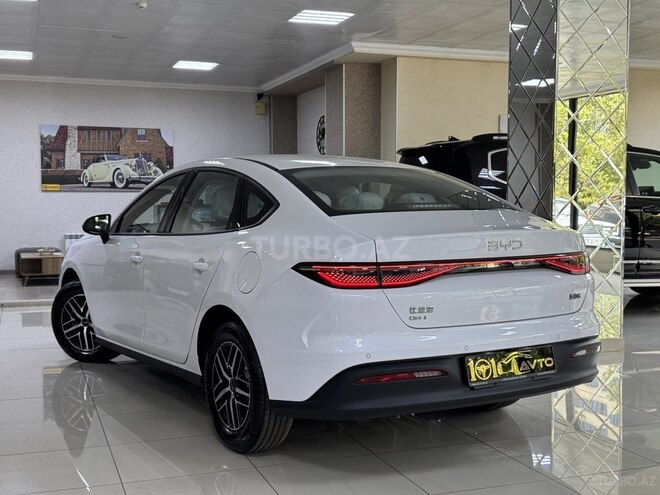 BYD Qin Plus-7