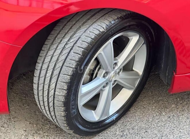 Chevrolet Cruze-8