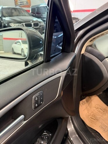 Ford Fusion (North America)-18