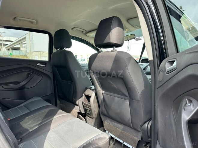 Ford Escape-12