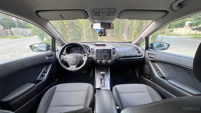 Kia Cerato-7