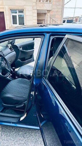 Toyota Corolla-11