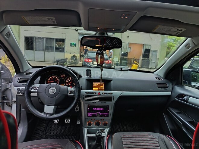 Opel Astra-2