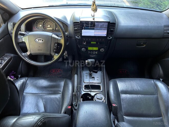 Kia Sorento-8