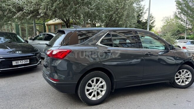 Chevrolet Equinox-4
