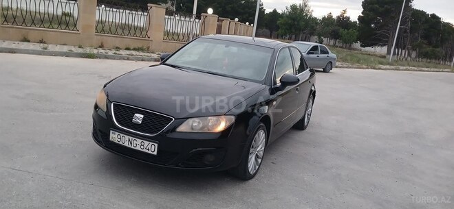 SEAT Exeo-4