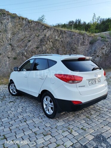 Hyundai ix35-5