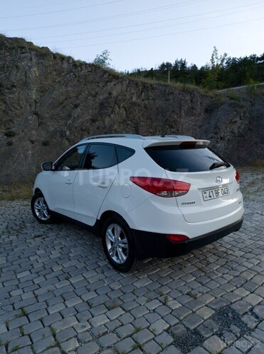 Hyundai ix35-7