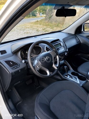 Hyundai ix35-12