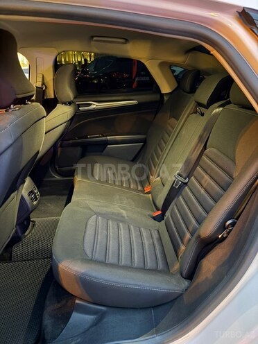 Ford Fusion (North America)-8