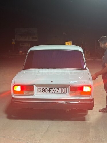 LADA (VAZ) 2107-4