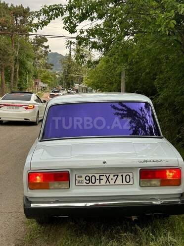 LADA (VAZ) 2107-17