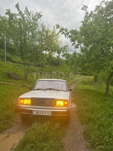 LADA (VAZ) 2107-16
