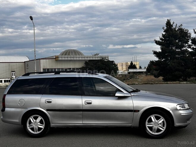 Opel Vectra-2