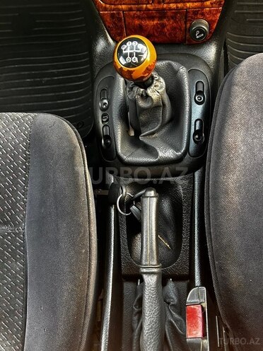 Opel Vectra-7