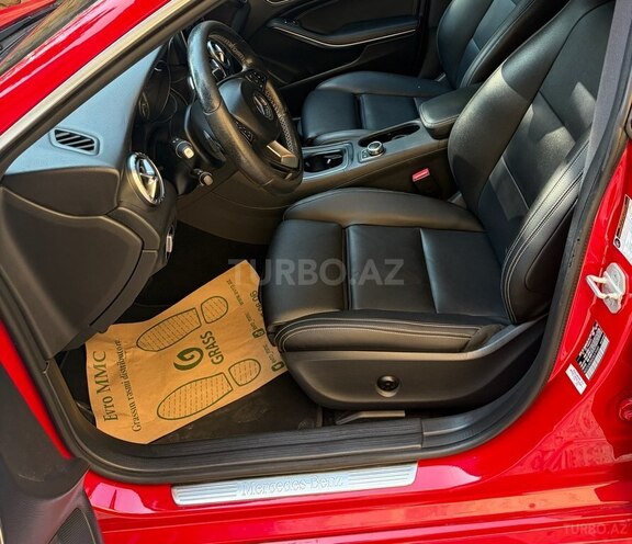 Mercedes CLA 250-7