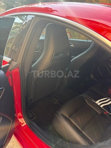 Mercedes CLA 250-9